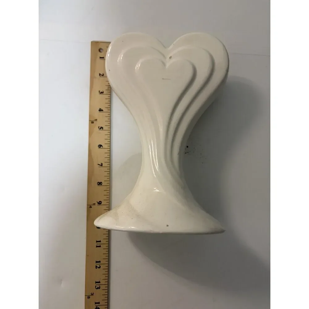 Telaflorist ceramic heart planter